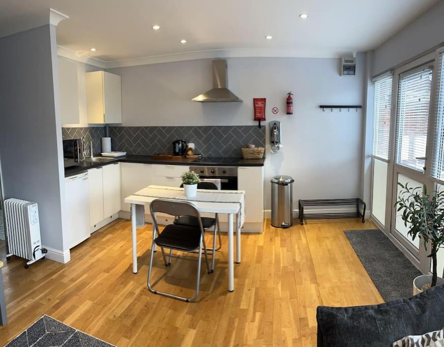 Lexden Tranquil Haven Retreat 아파트 외부 사진